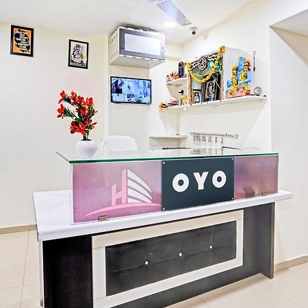 Hotel O Himalaya Inn Ахмедабад Экстерьер фото